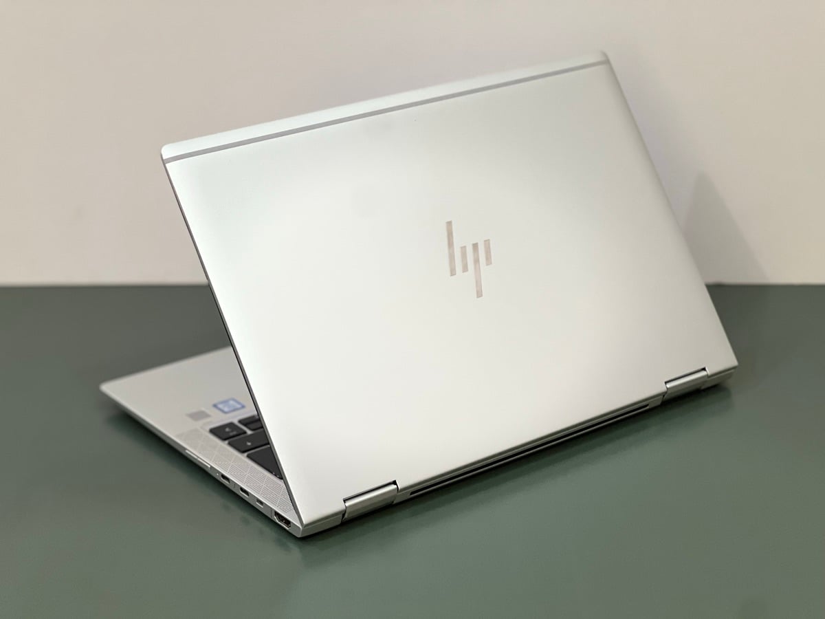 HP Elitebook 1030 G3 x 360 Folding - Image 1