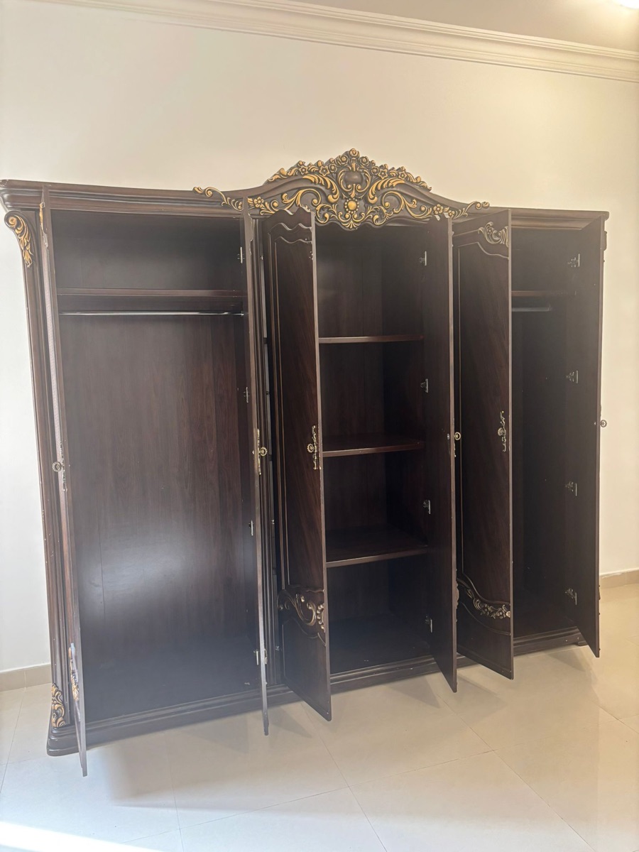 Urgent sale - Image 2