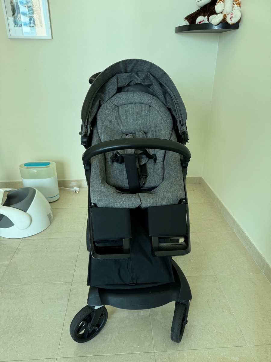 Stokke Xplory V6 Stroller – Excellent Condition - Image 4