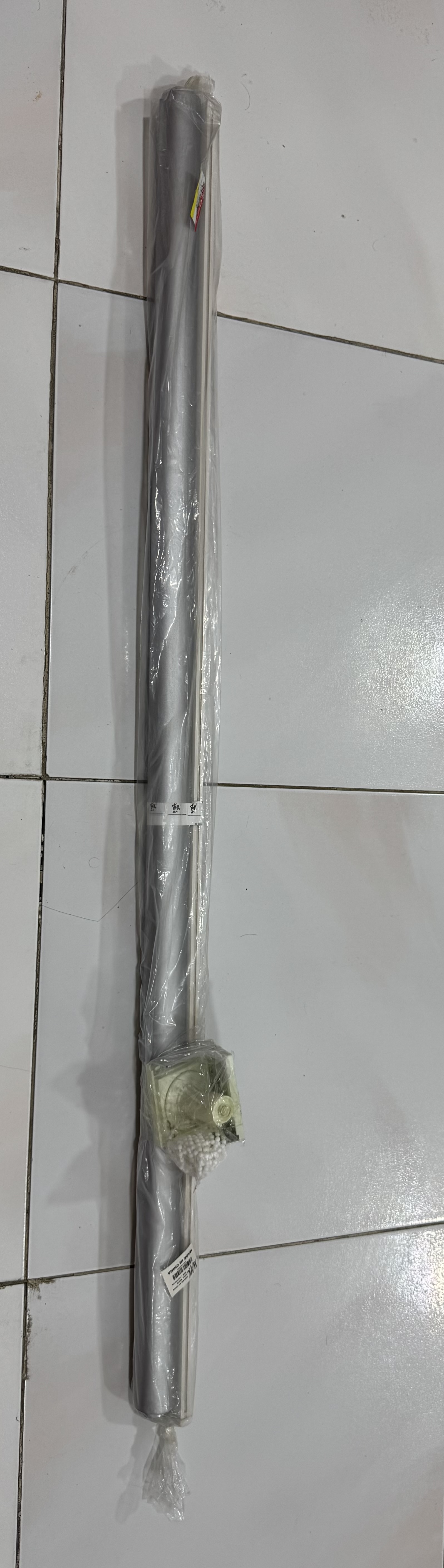 Roller Blind Brand New 120*230CM - Image 2