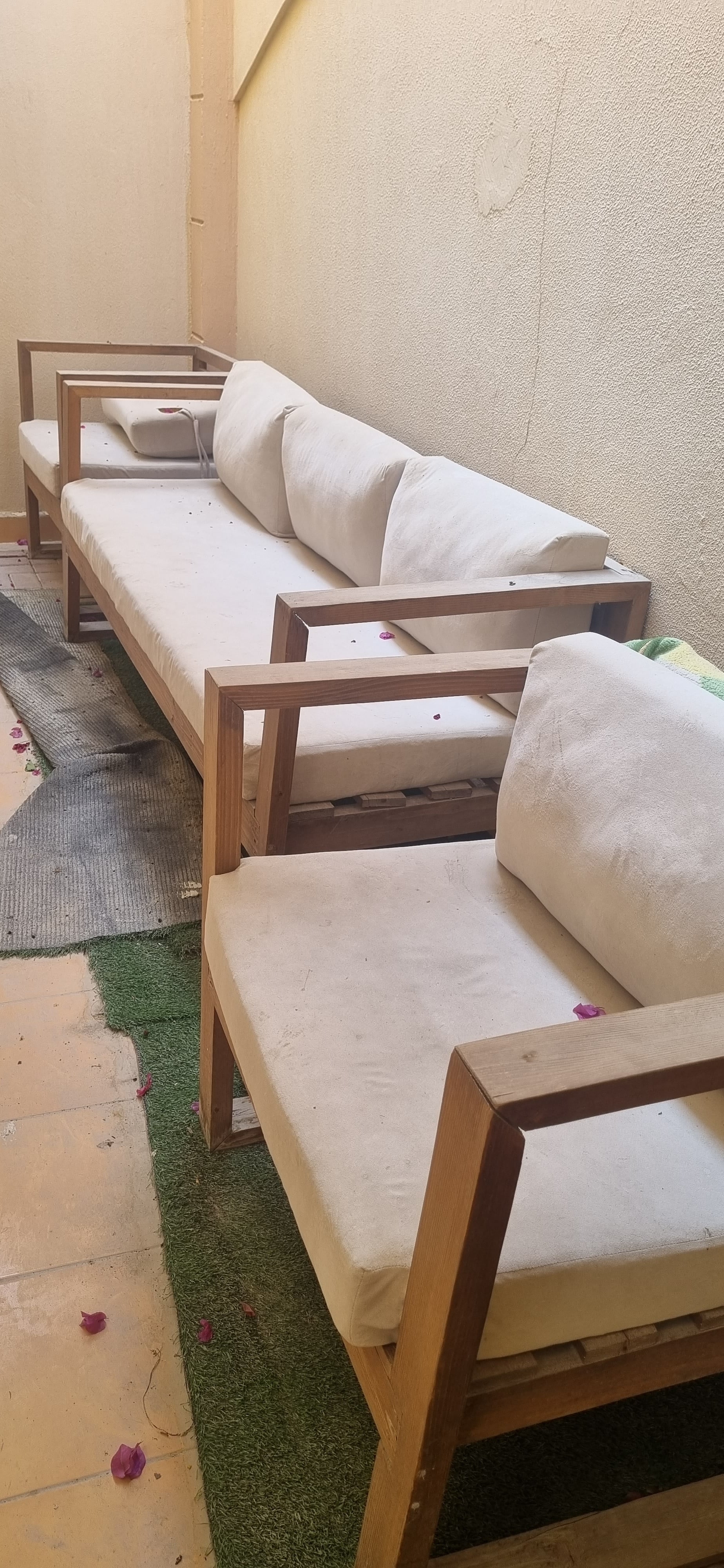 Outdoor furniture set - Image 1