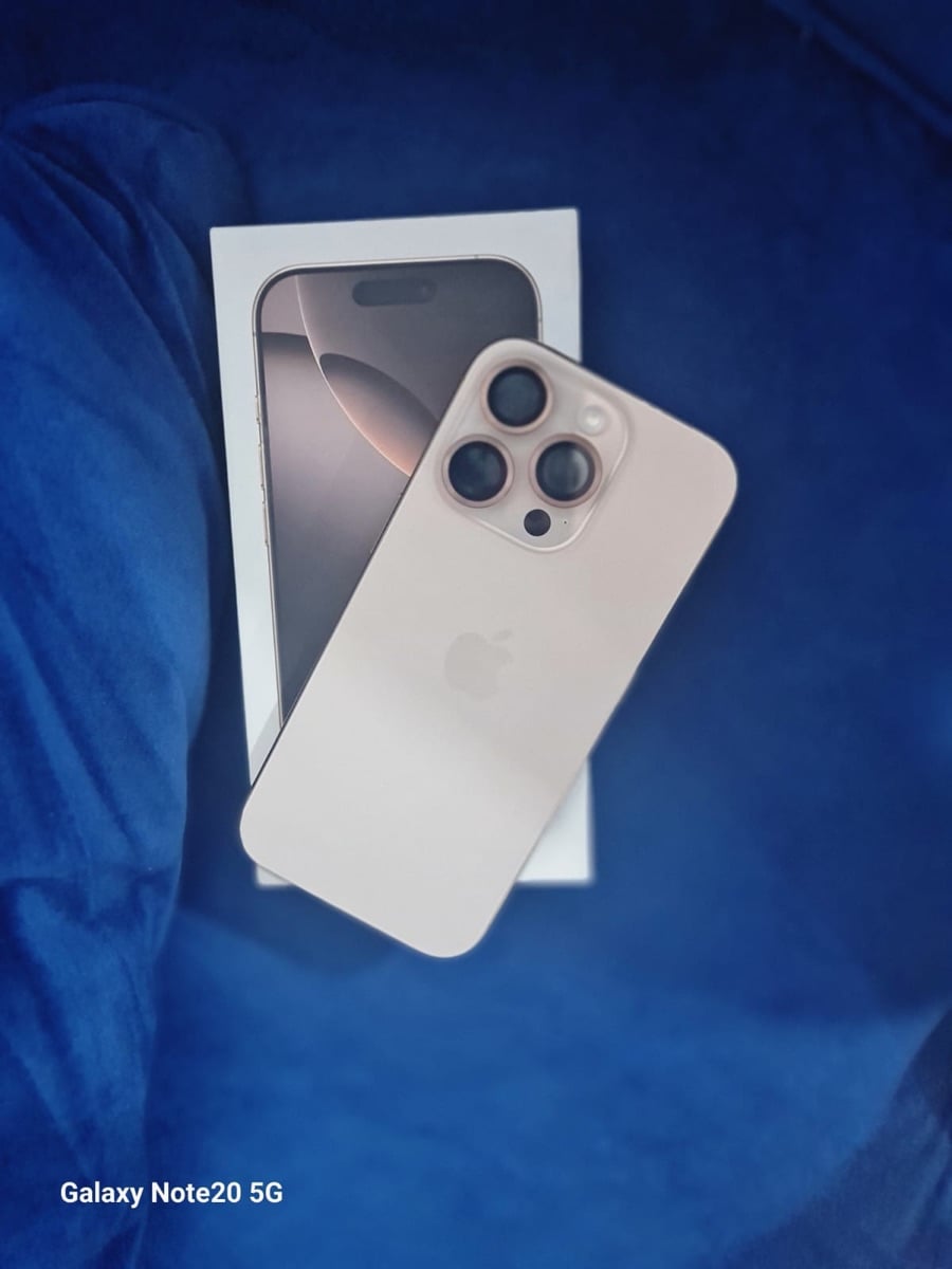 iPhone 16 pro - Image 4