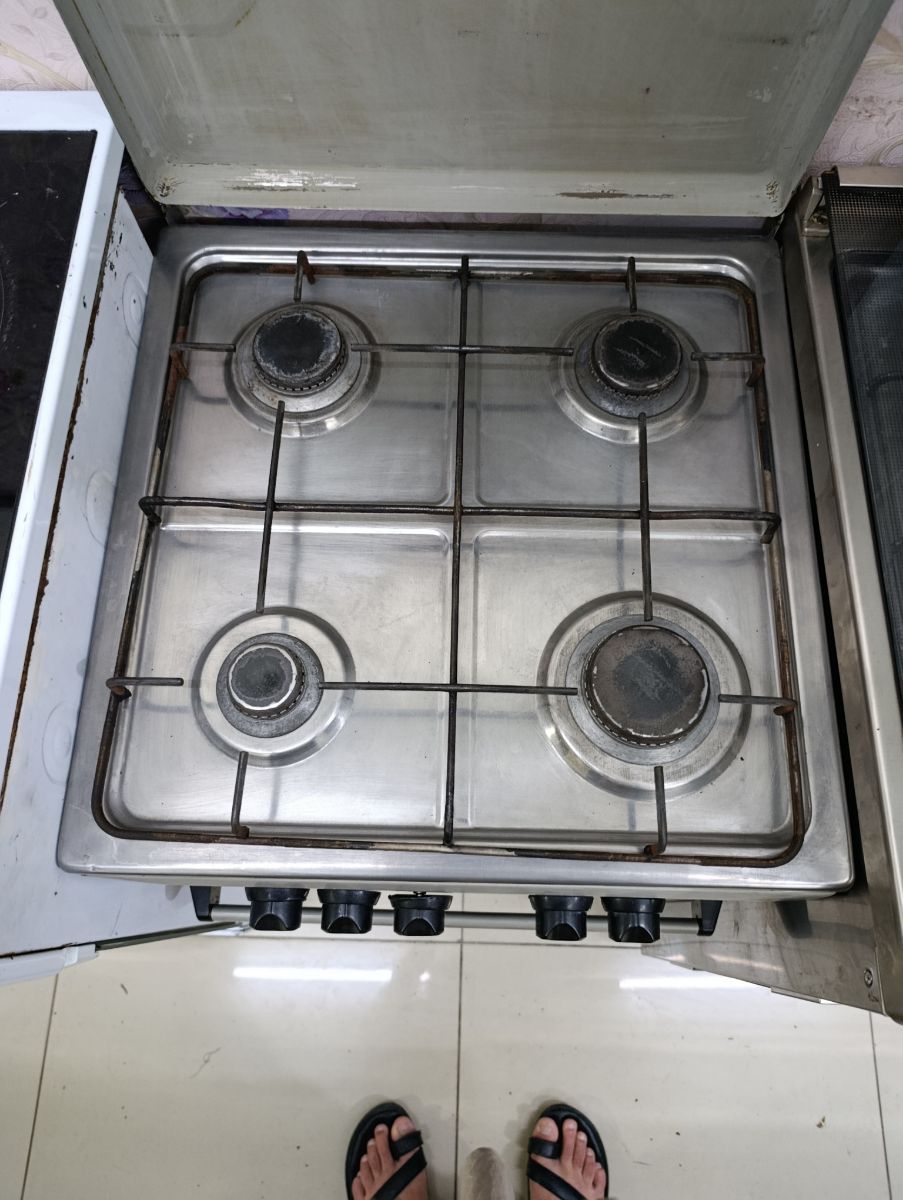 Oscar Full Gas Stove For Sale - Image 3