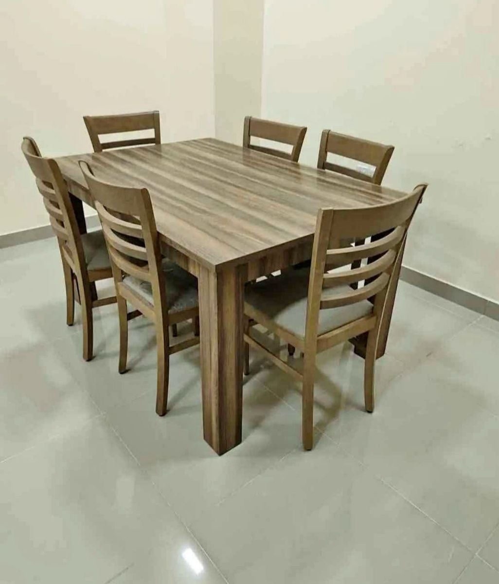 Qatar Airways furniture and electric item - Image 1