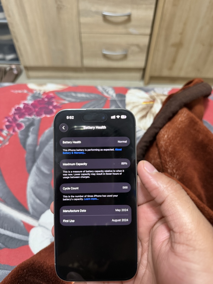 iPhone 15 Pro 128 GB - Image 1