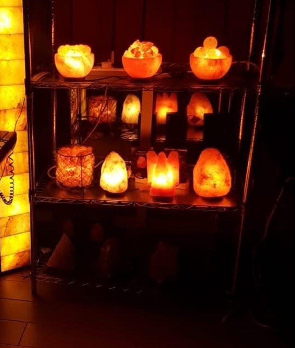 Pink salt lamp - Image 4
