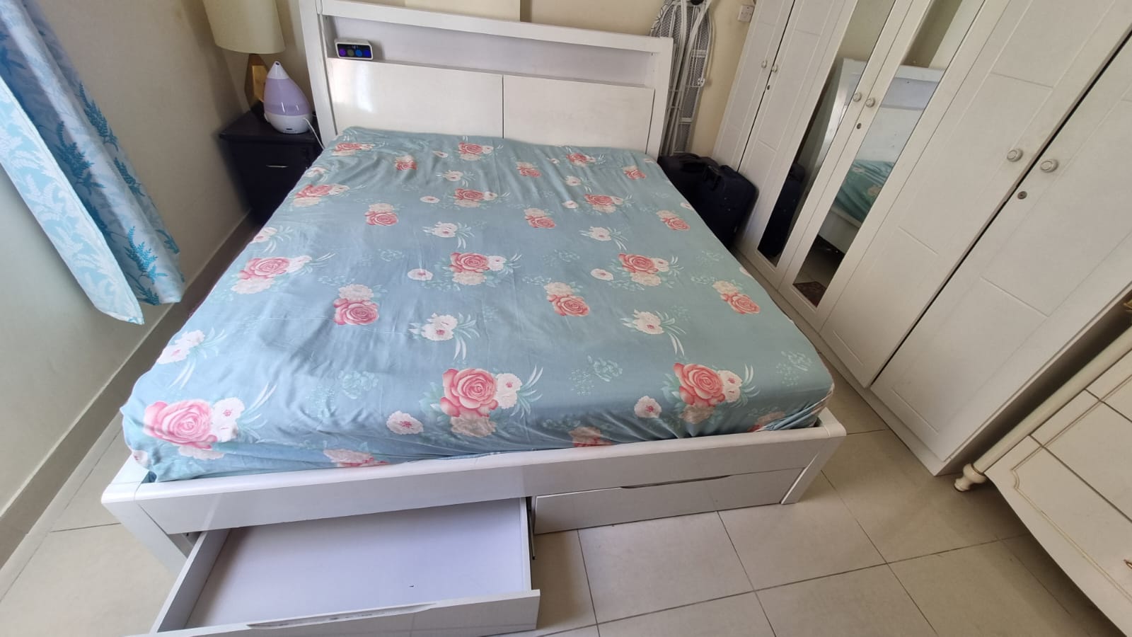 Double size bed without matress - Image 3
