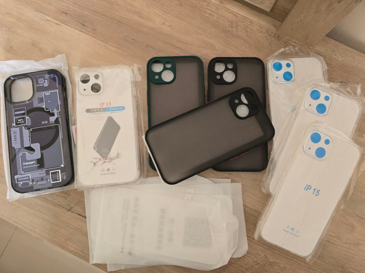 Iphone 15 covers and screen protector - Image 1