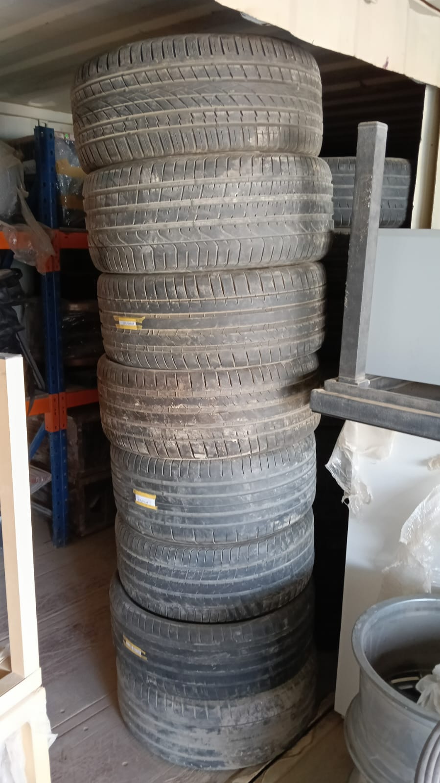 Various Type of Used Tyres  - Image 3