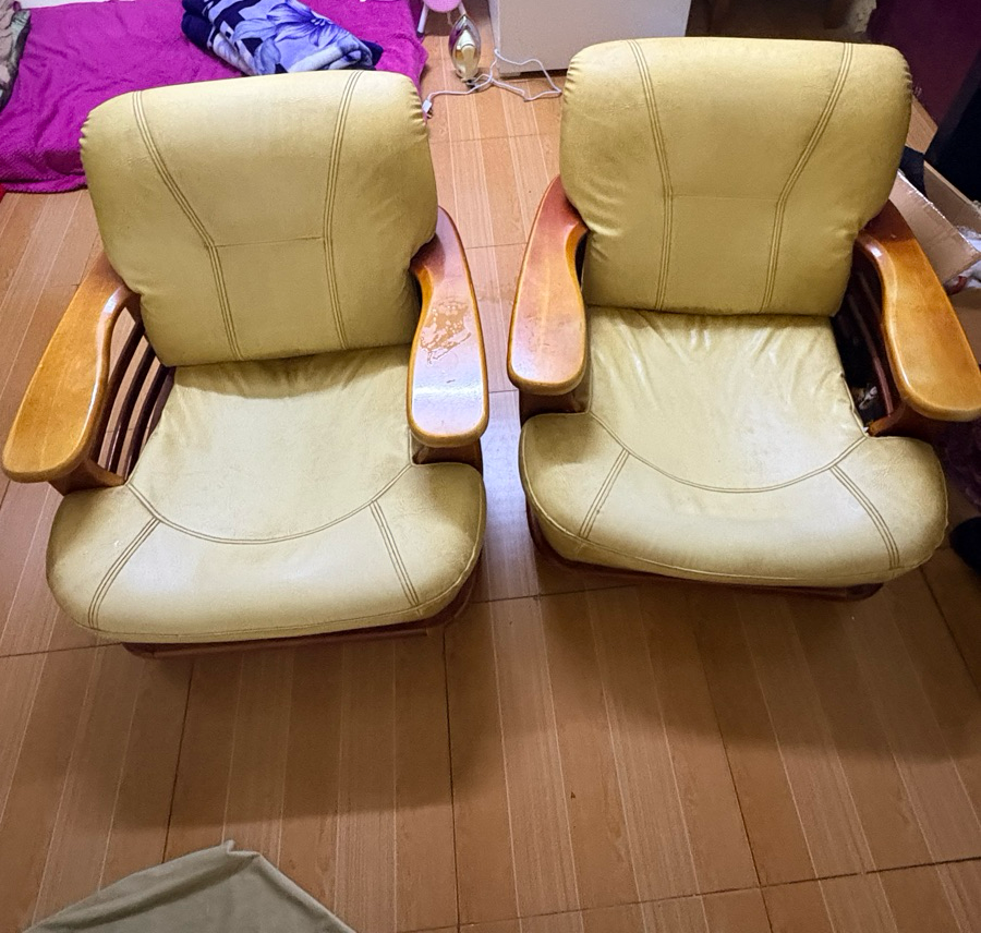 Strong wooden dual sofa urgent selling - Image 3