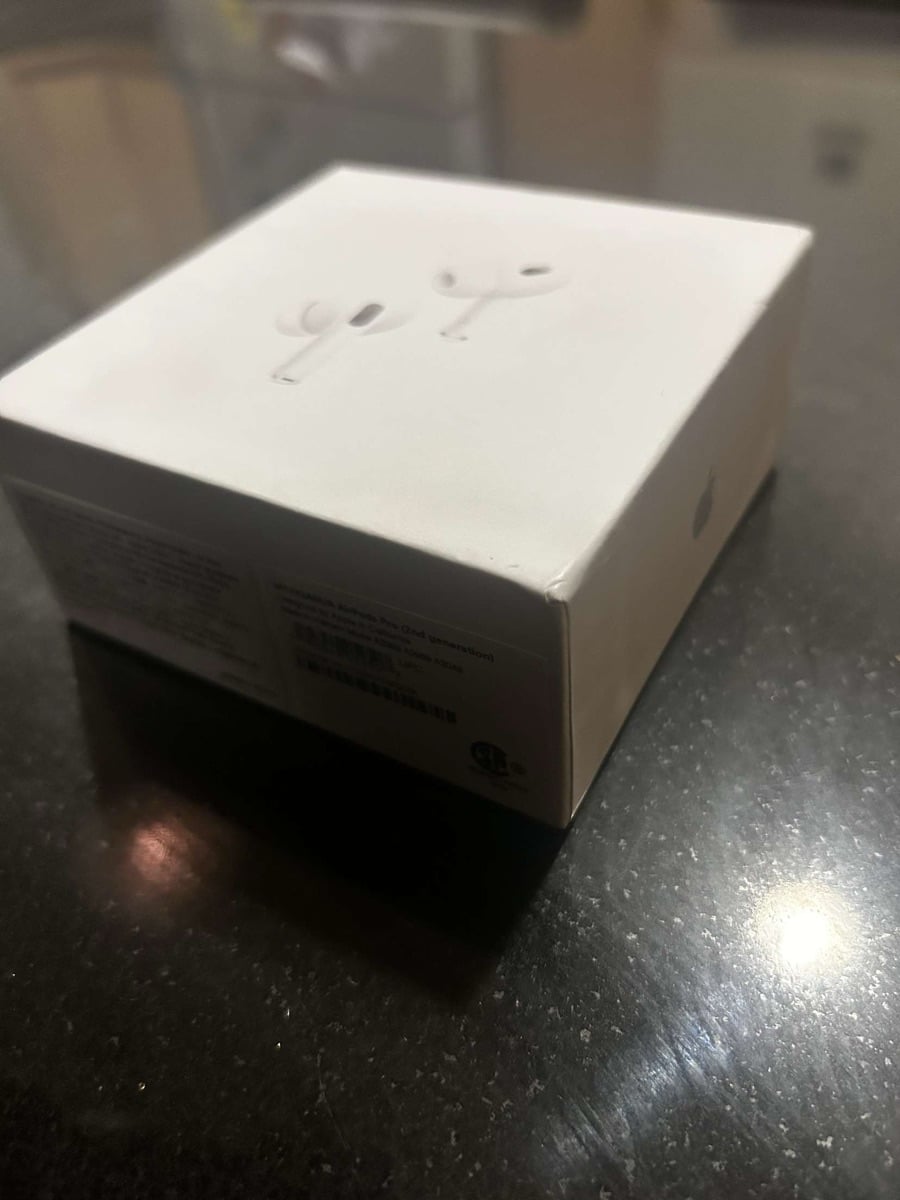 Apple AirpodPro 2 - Image 1