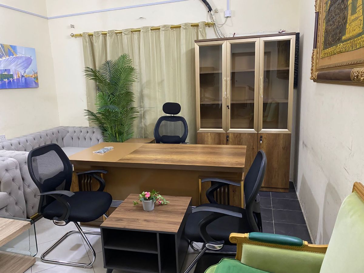 Used office desk and chair buy sell in qatar 55157083 - Image 16