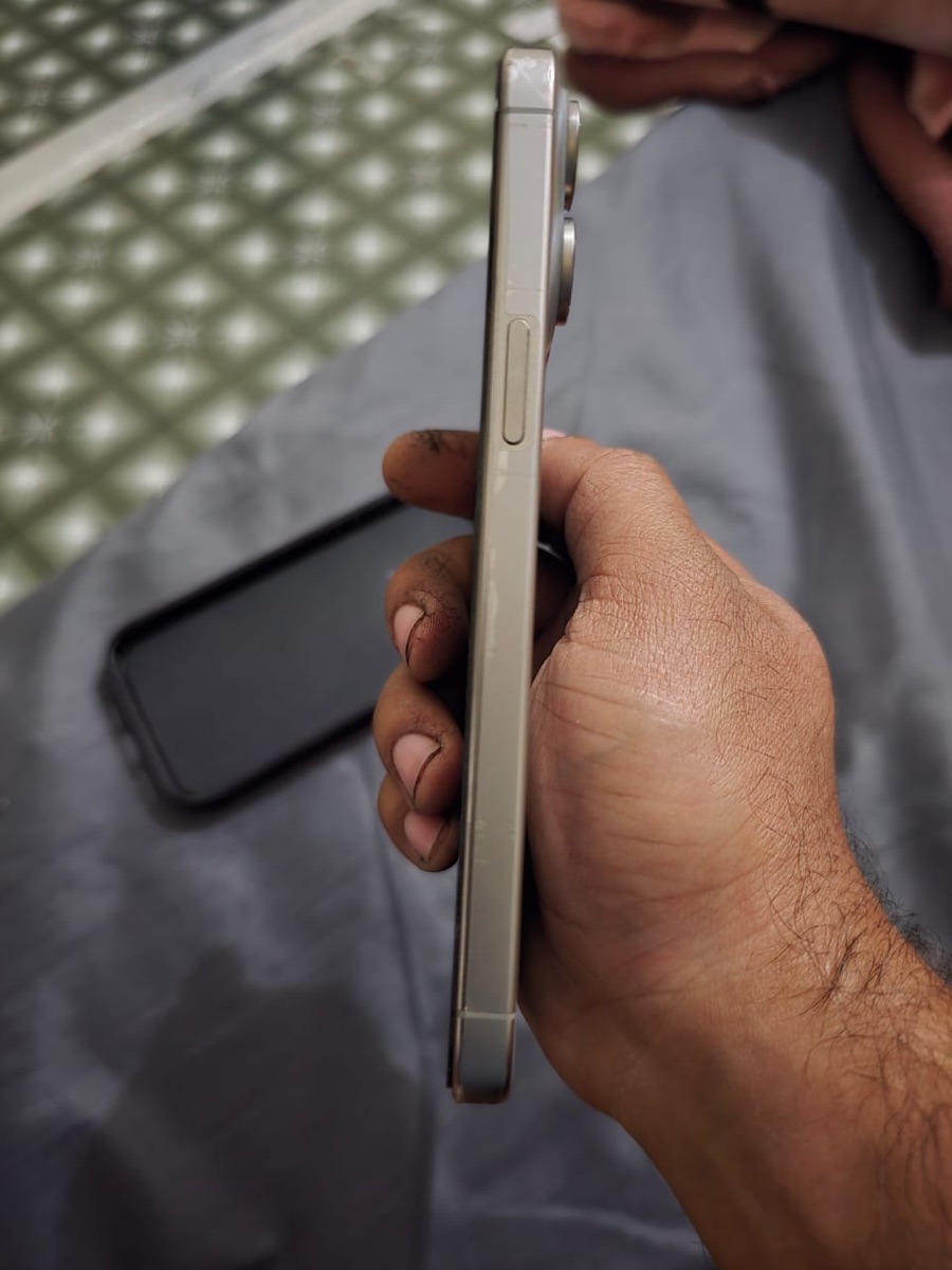 iPhone 15 promax 256 - Image 6