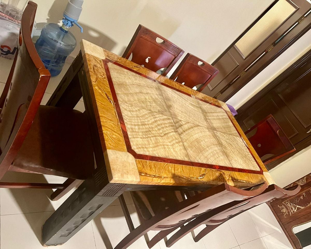 Dressing Table Marble Top with 6 chairs - Image 2