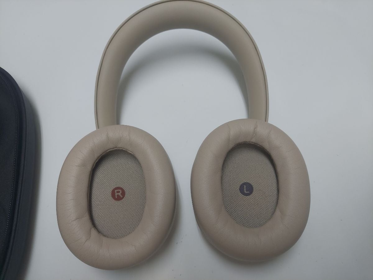 Original Huawei freebuds studio Bluetooth headphone - Image 2