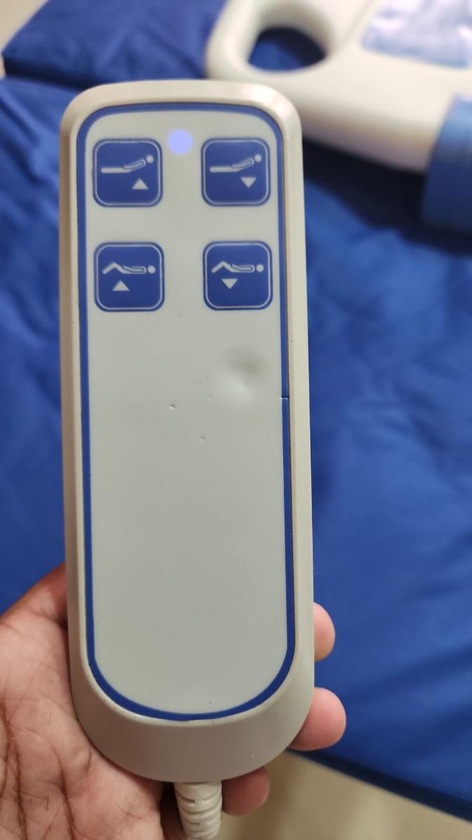 Medical Bed - Image 9