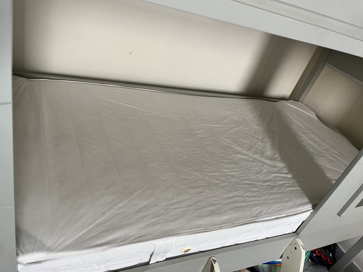Children’s Tree House Bed – Great Condition - Image 5