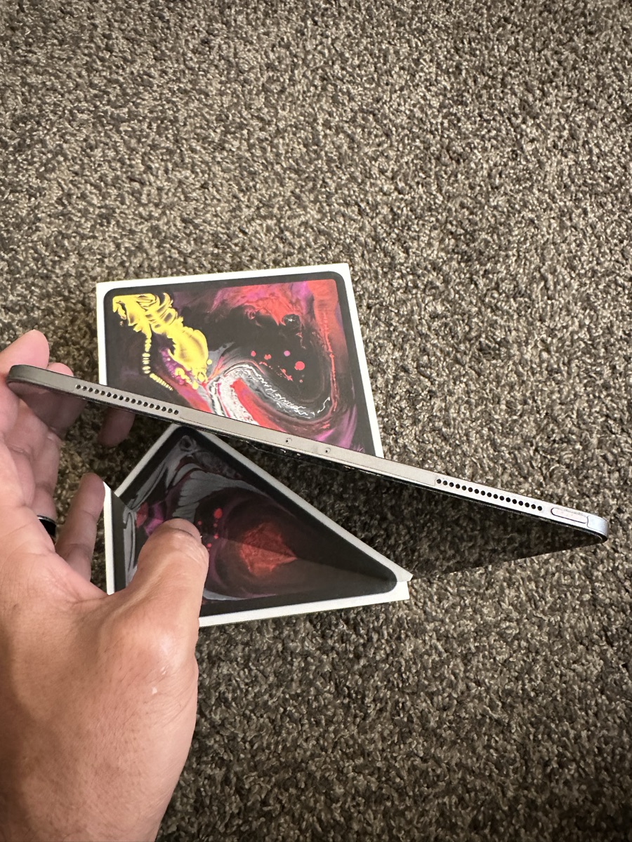 Ipad pro 12.9 inch 3rd generation - Image 7