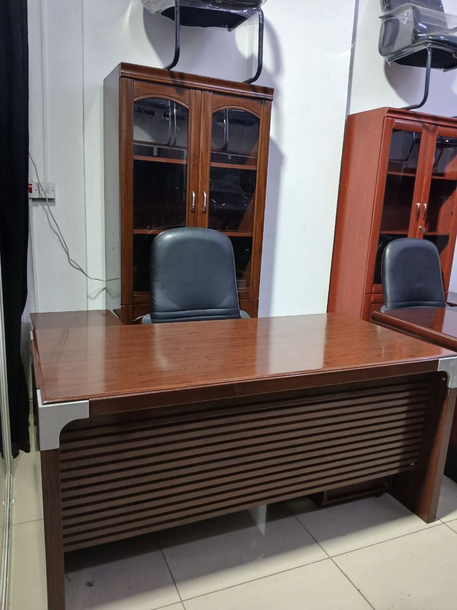 used office desk and chair buy and sell in qatar 55157083 - Image 19