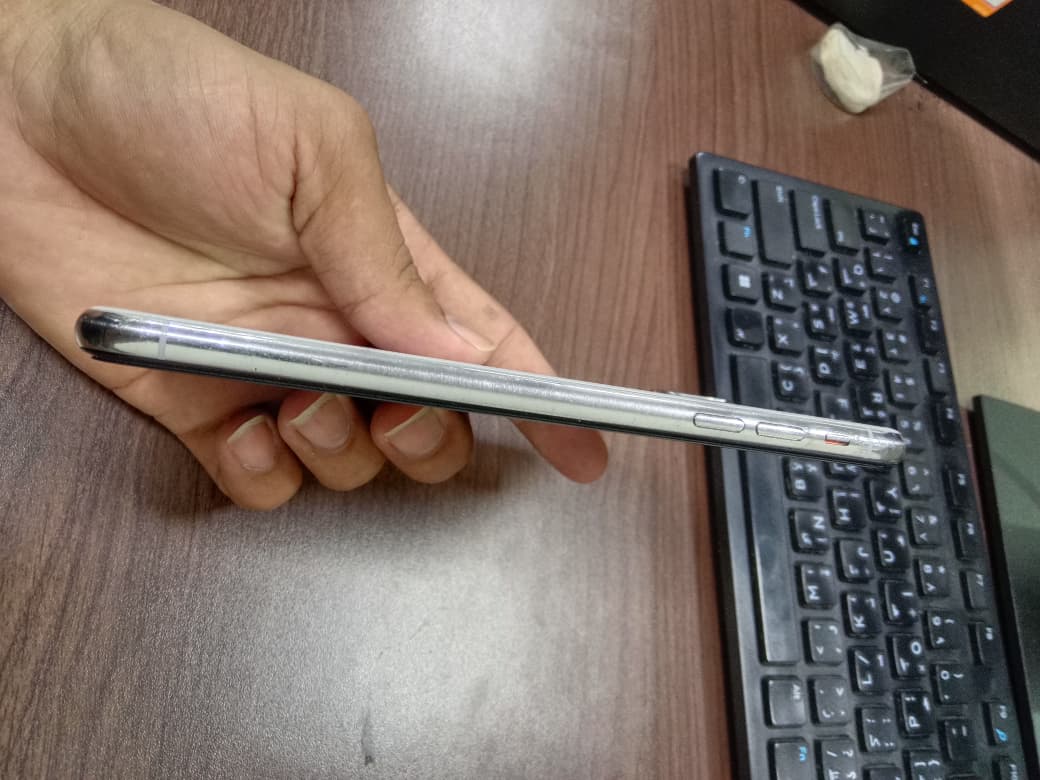 IPHONE XS MAX 256  - Image 4