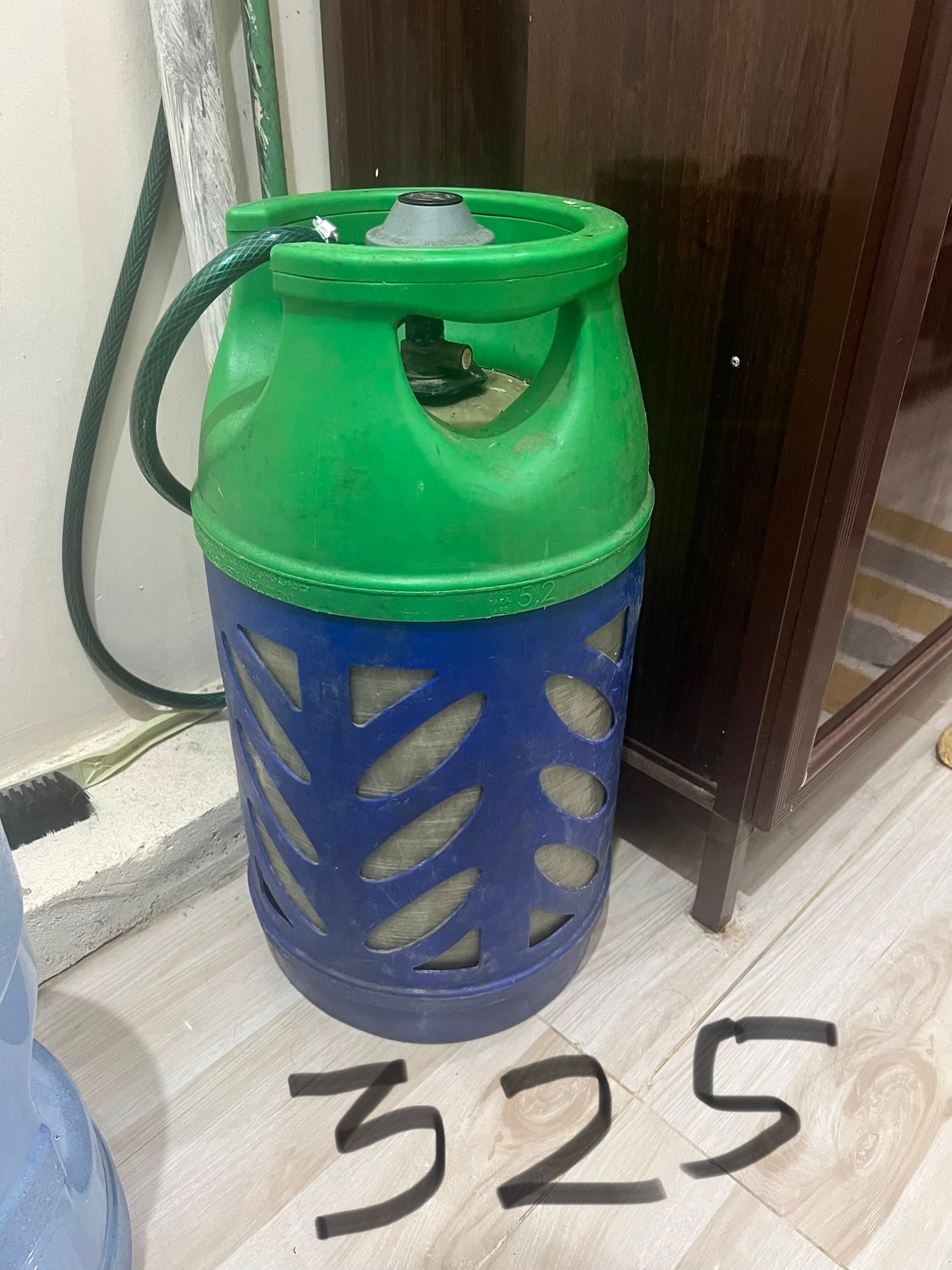 Gas cylinder with regulator+Pipe+Gas stove - Image 2