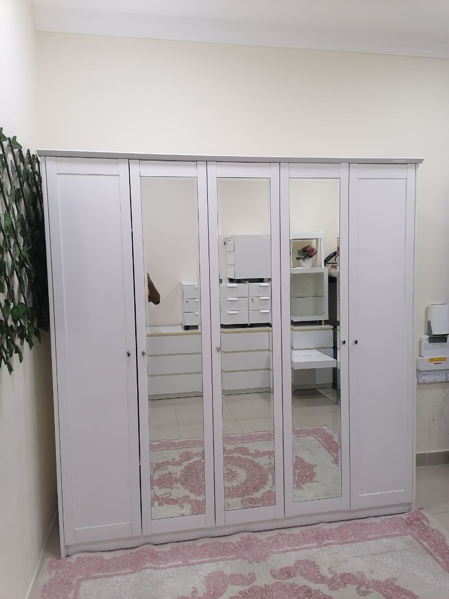 For sale home centre 5 doors cabinet - Image 7