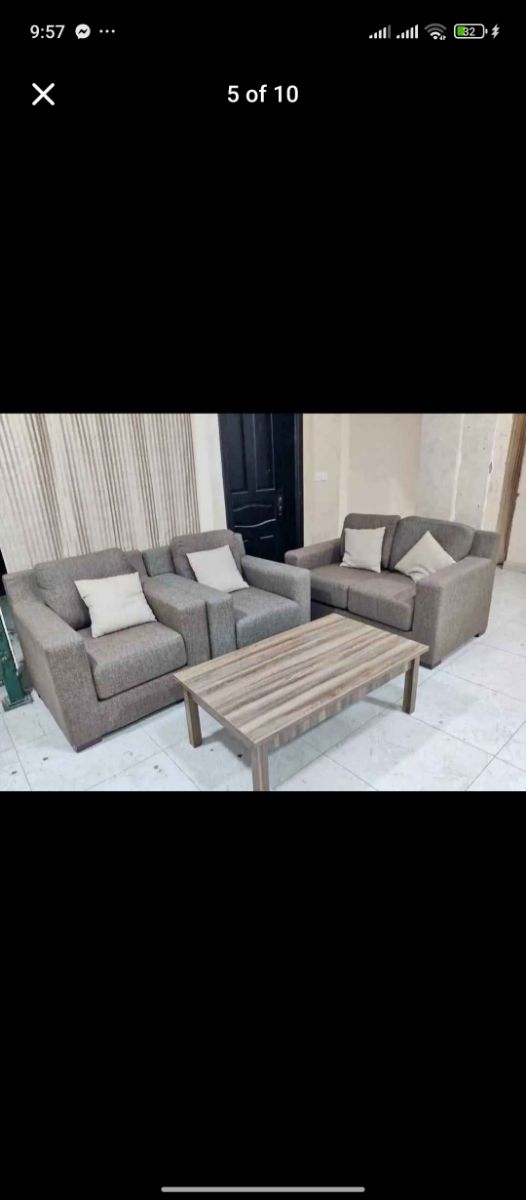 Qatar Airways furniture available - Image 11