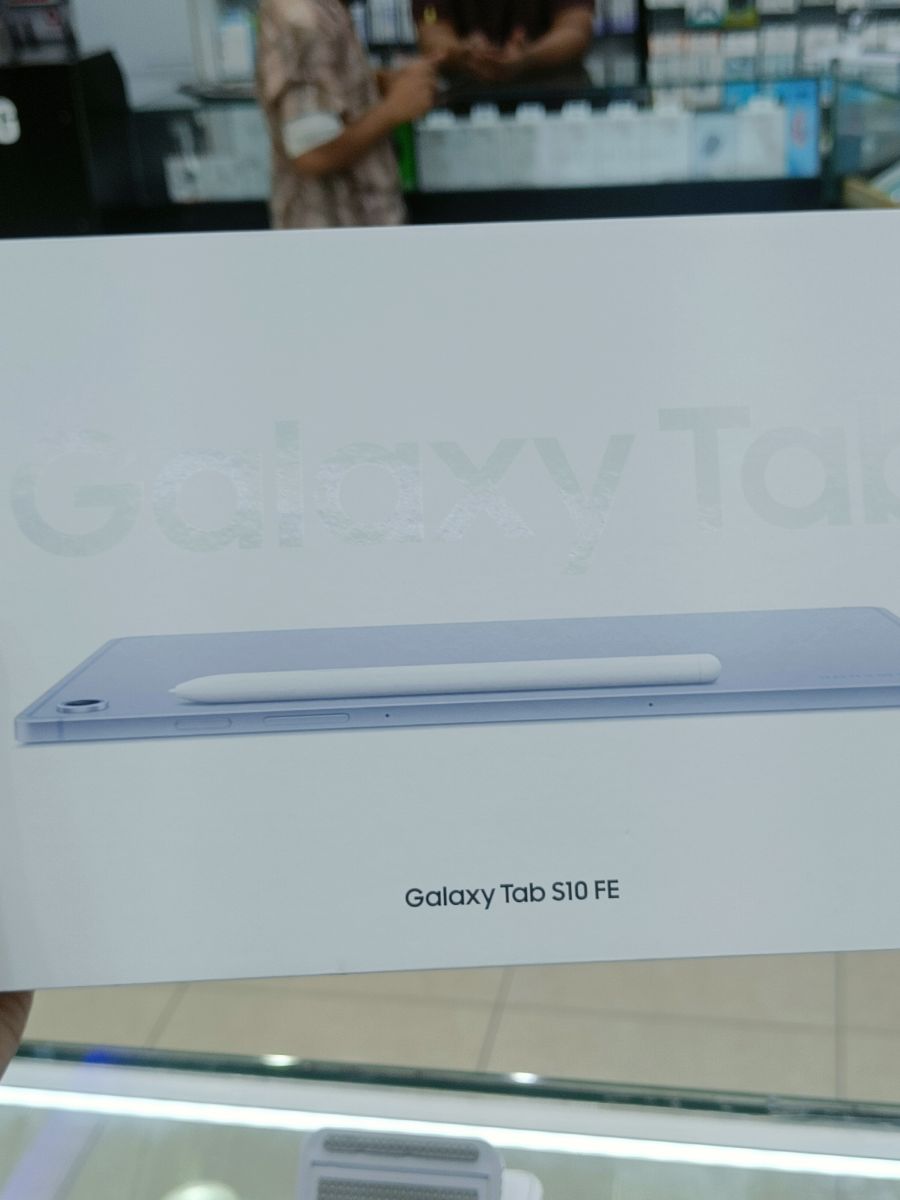 Samsung Galaxy Tab S10 FE - Image 2