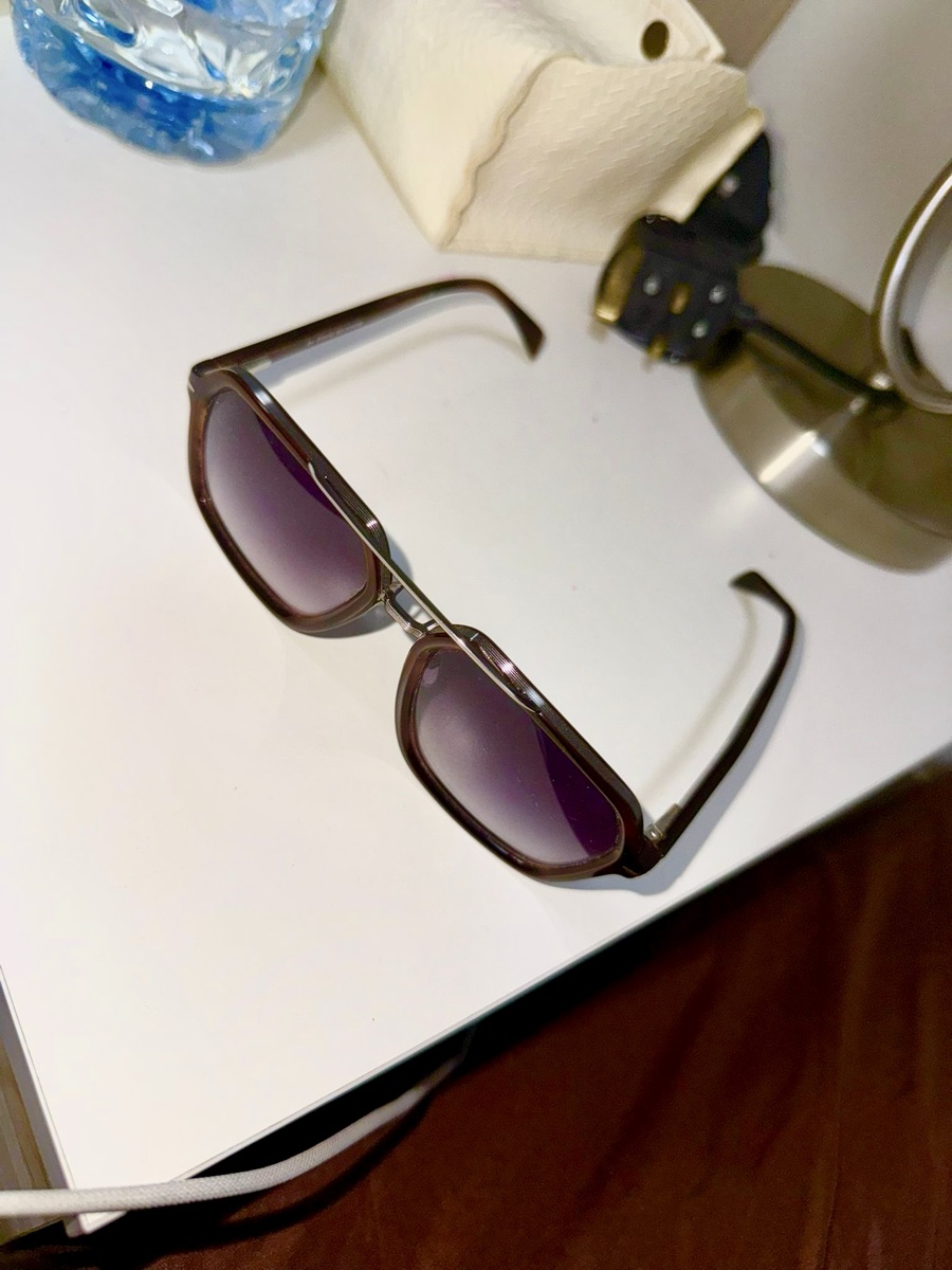 elegant men's sunglasses by David Beckham . - Image 7