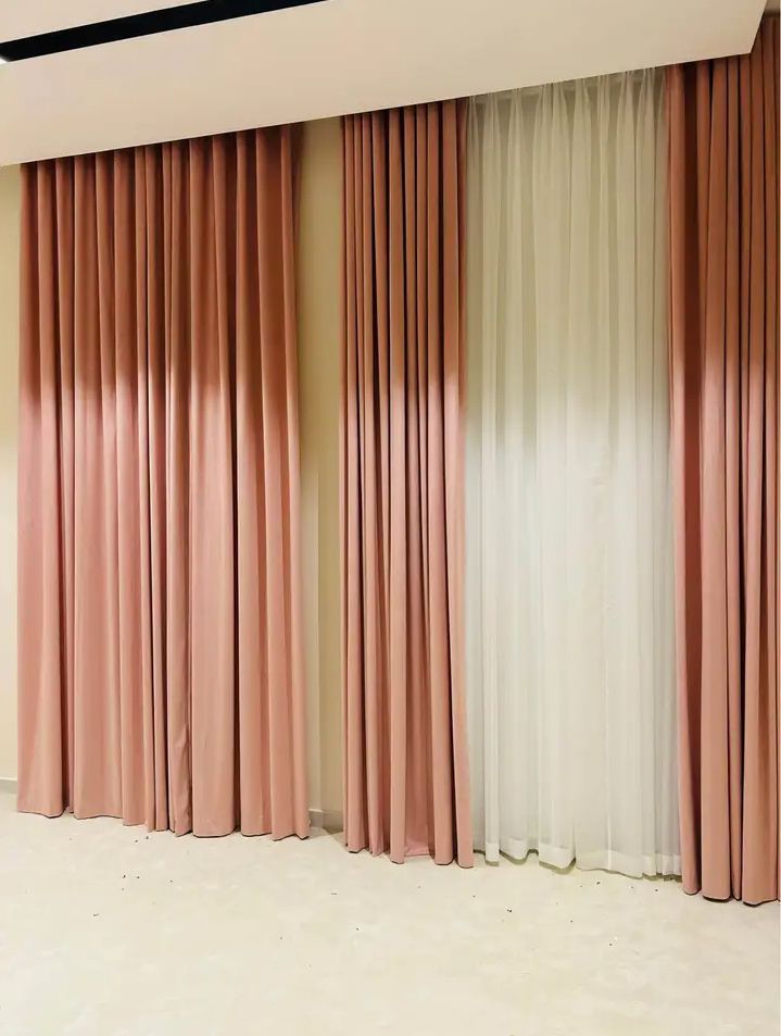 Curtains - Image 3