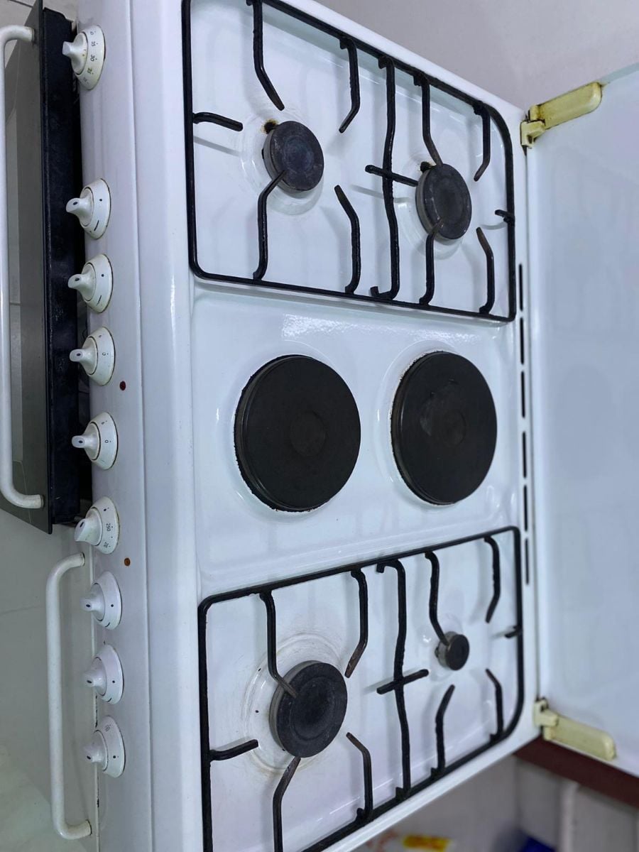 Good condition gas stove - Image 3