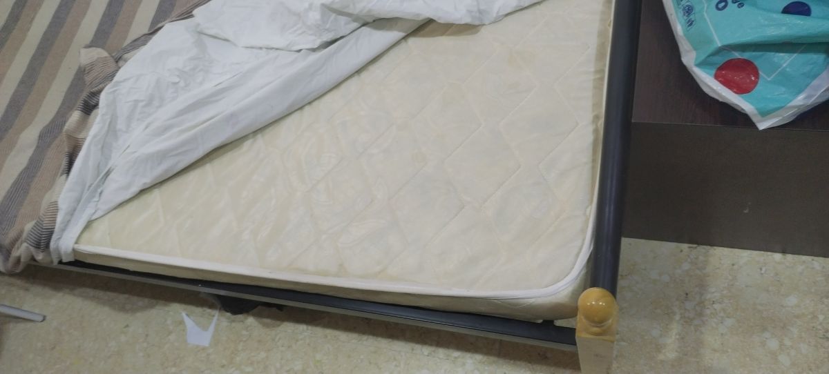 Single bed with mattress urgent - Image 1