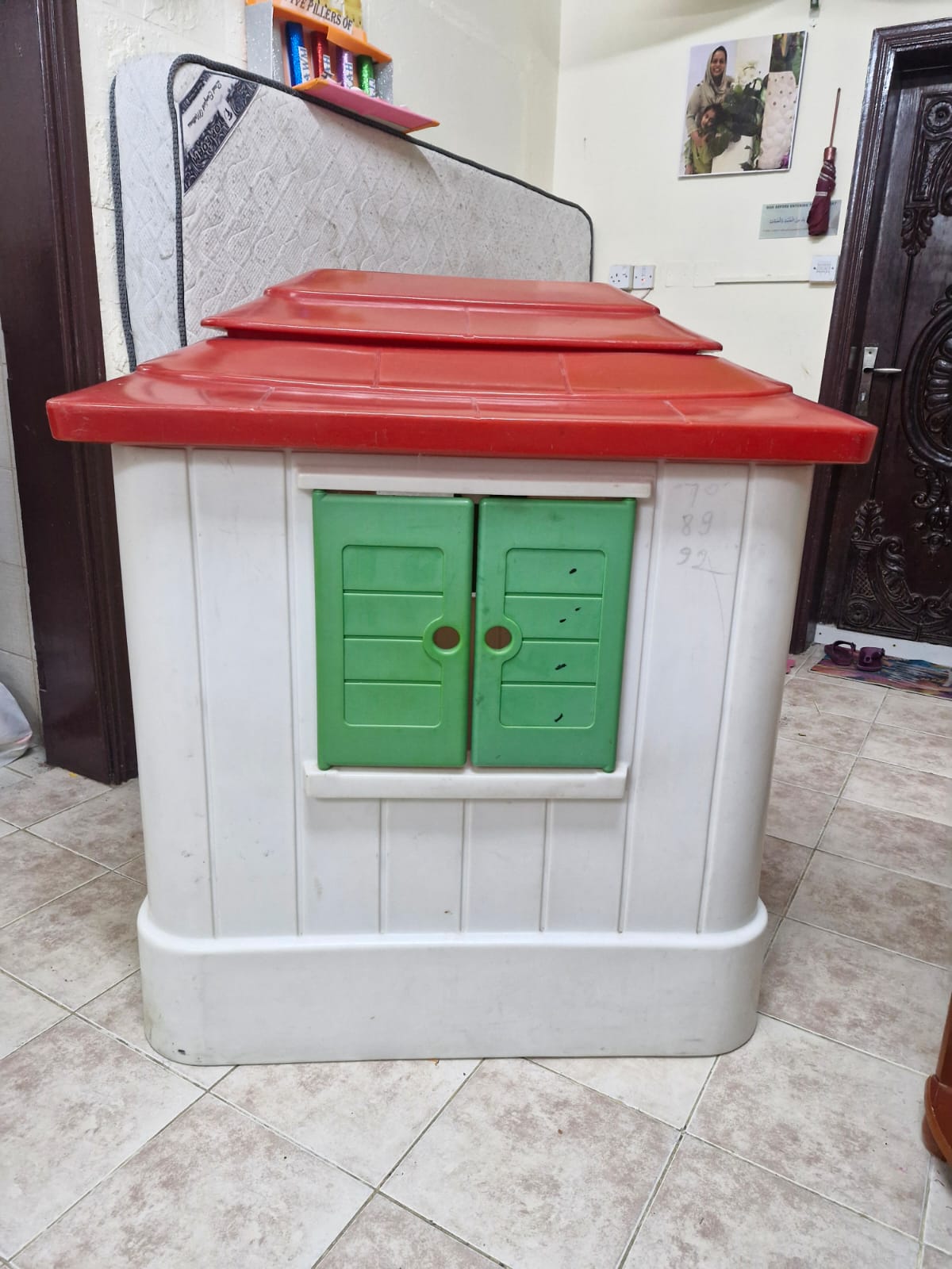 Childrens Playing House  For QR 100 - Image 3