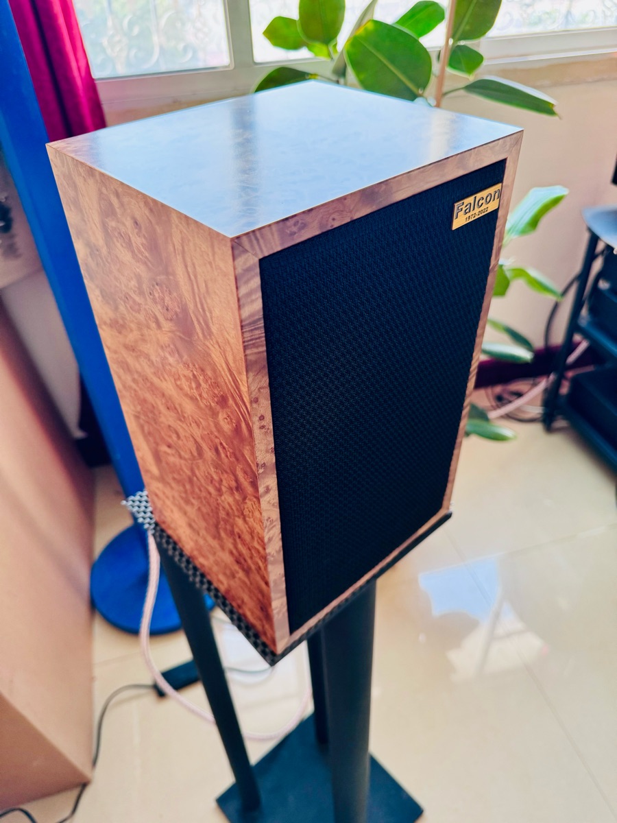 Falcon Acoustics LS3/5a Gold Badge Speakers Golden Madrone 50th [Limited Edition] - Image 13