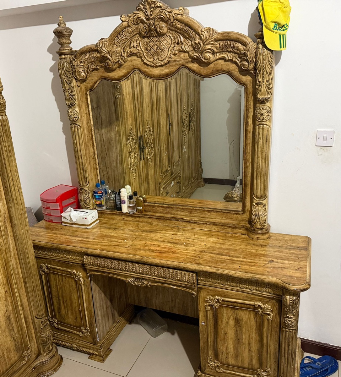 Urgent Sale 2 BHK Furniture - Image 15