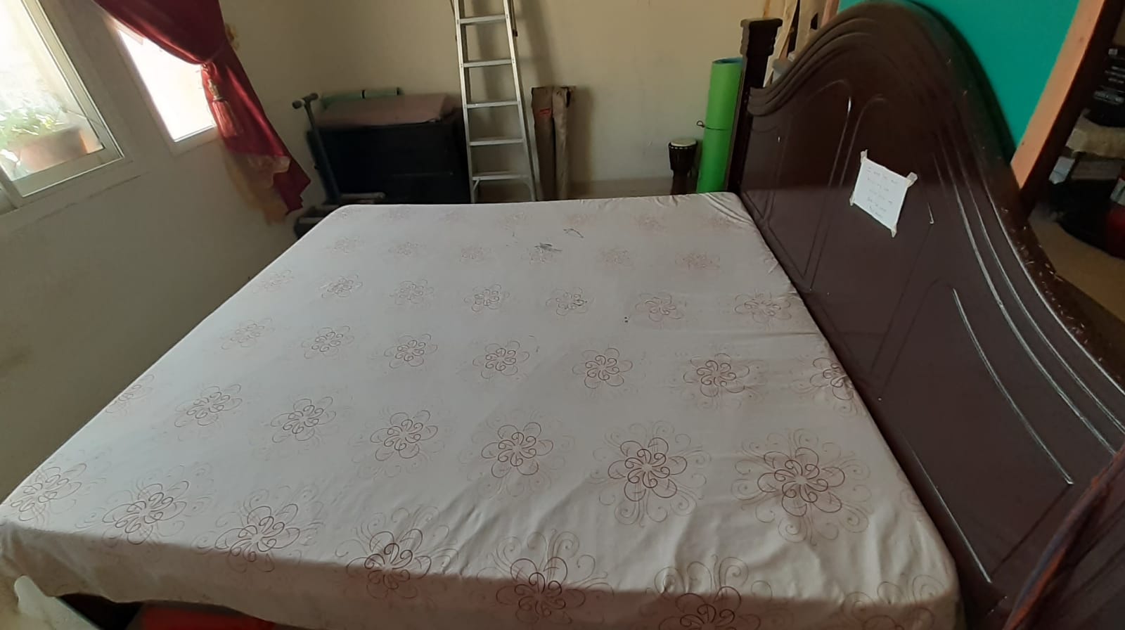  Cot/Bed / Majlis / Study Table / Chair  - Image 3