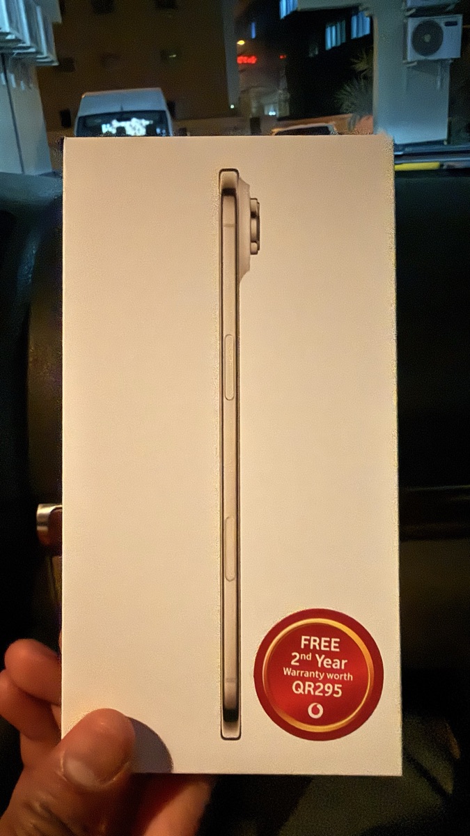 iPhone 17Air 256gb gold and blue - Image 1