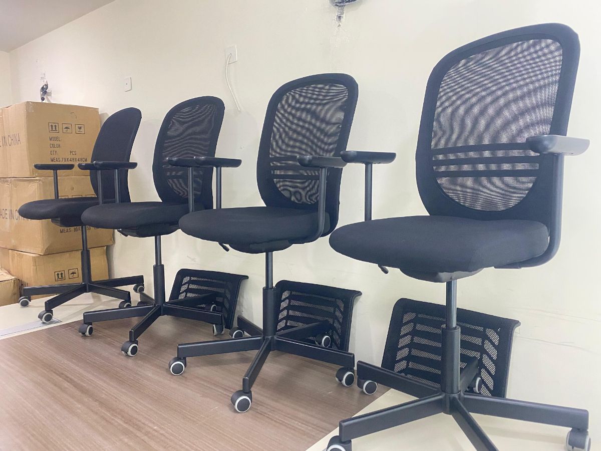 Used office desk study table metting table reception workstation sofa buy sell - Image 6