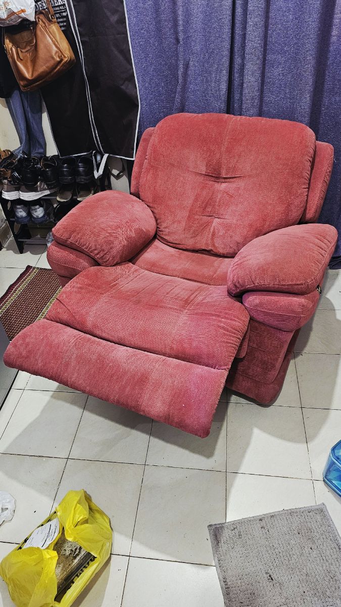 Recliner chair - Image 3