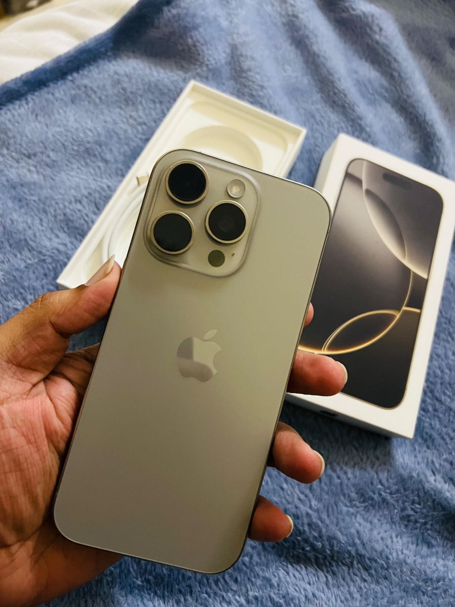 I phone 16 pro - Image 4