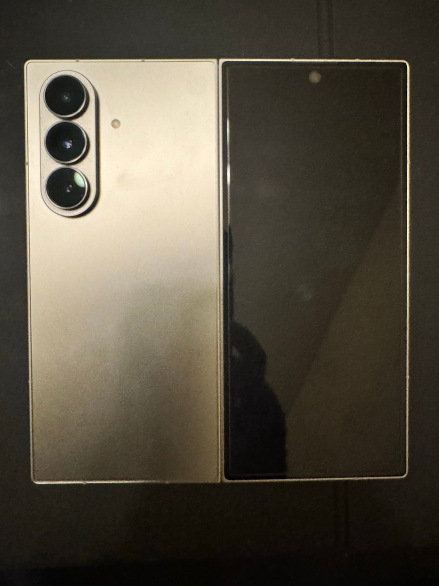 Samsung z fold  7 - Image 3