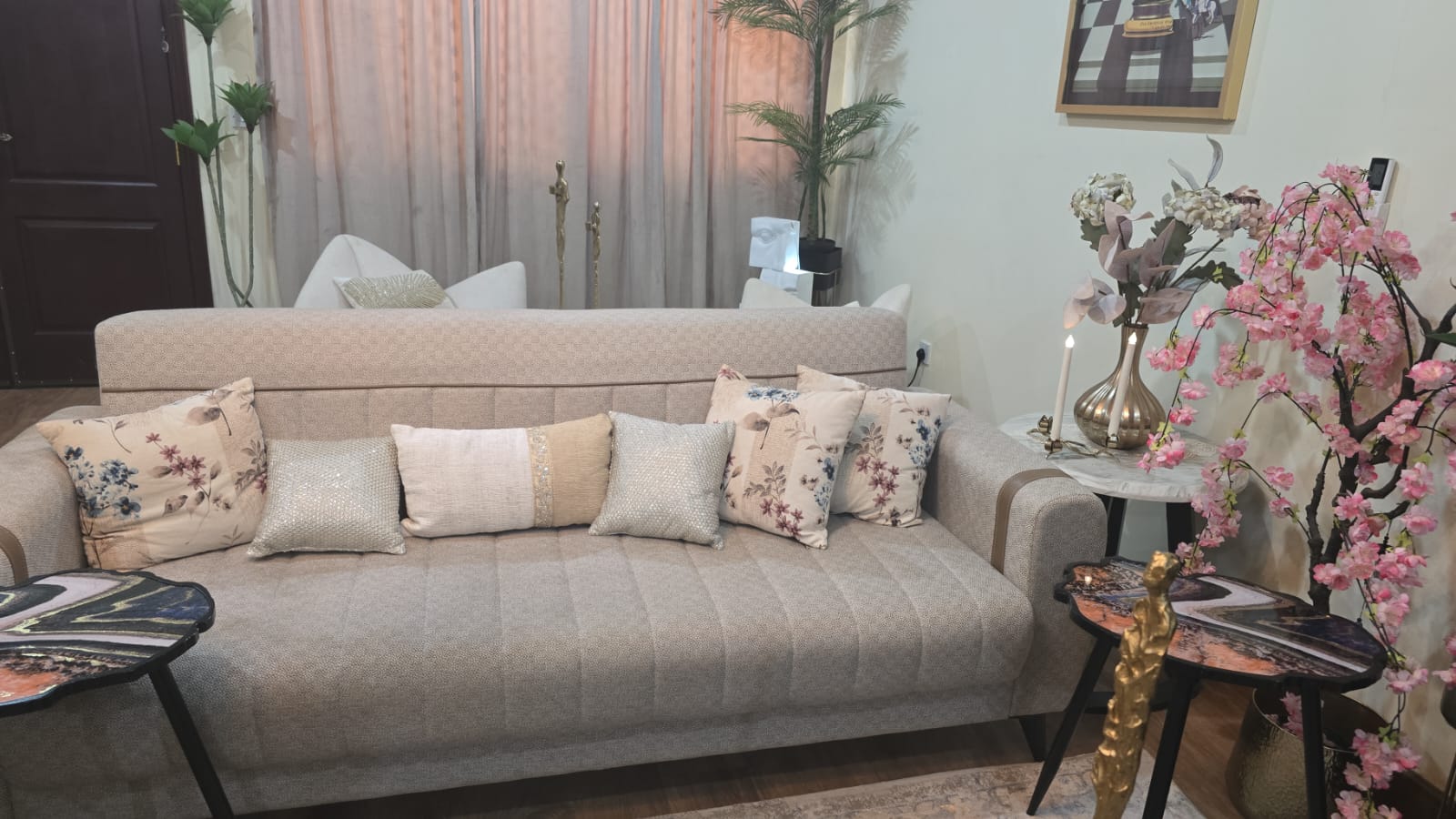 Couch set with table sets - Image 2
