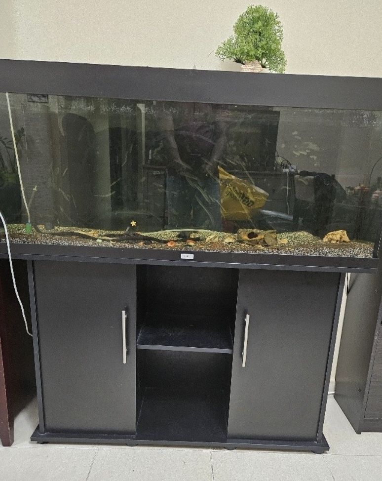 Jewel Aquarium - Image 1