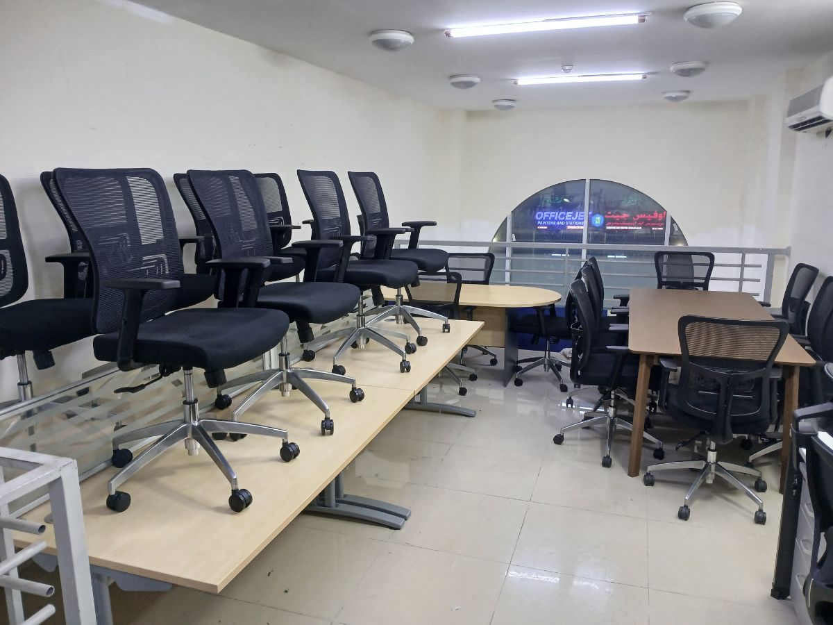 Used office furniture buy sell in qater 51448902 - Image 5