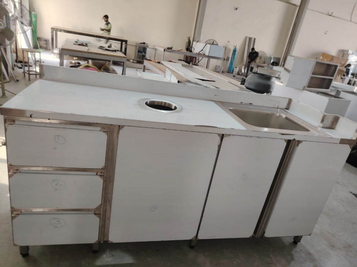 Stainless steel cabinet - Image 6