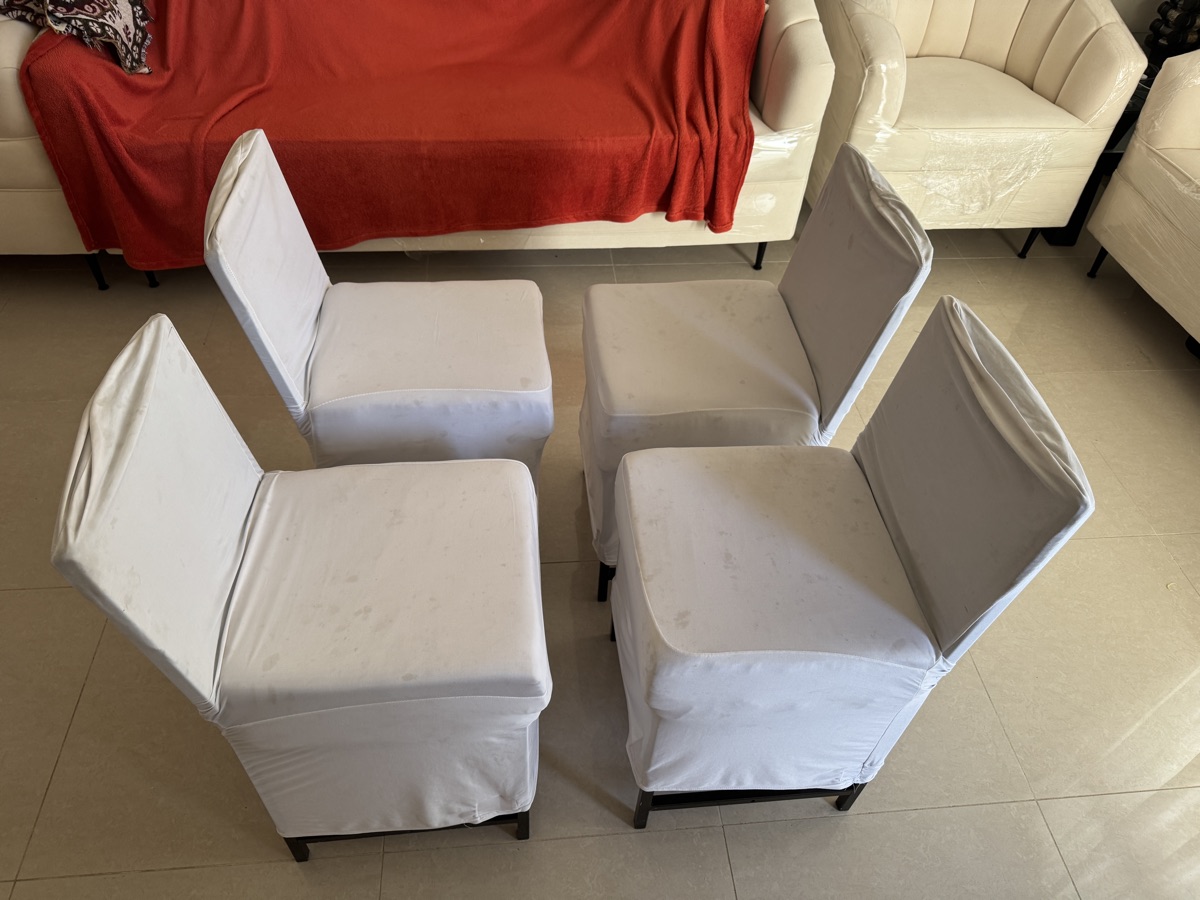 Dinning table + chair for sell, Wooden made Very good quality 200Qr for 4 chair, Location al khor - Image 12