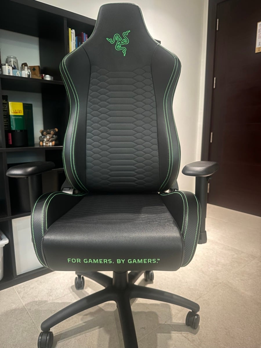 Brand new Razer gaming chair - Image 3