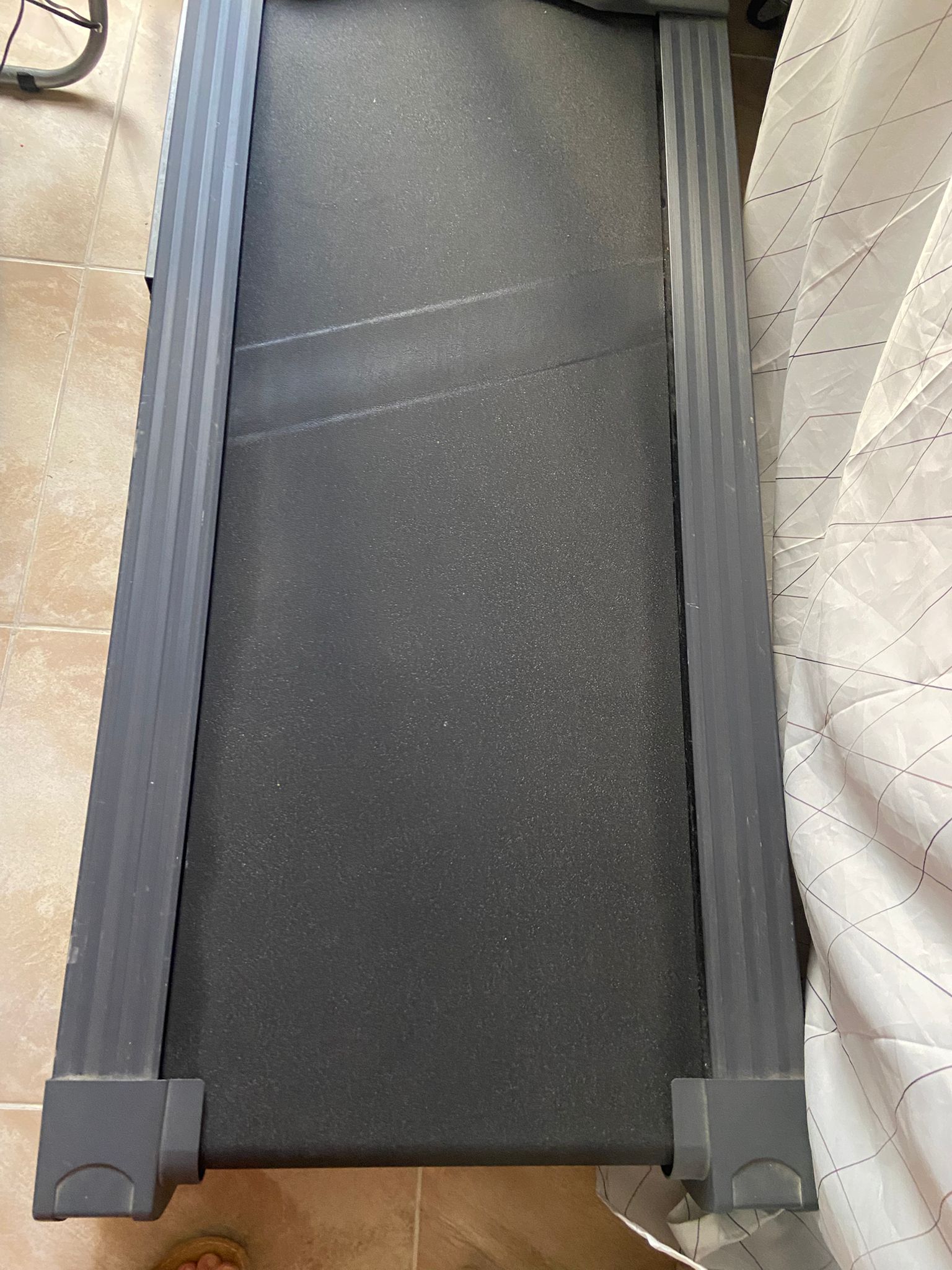 Selling treadmille  - Image 2