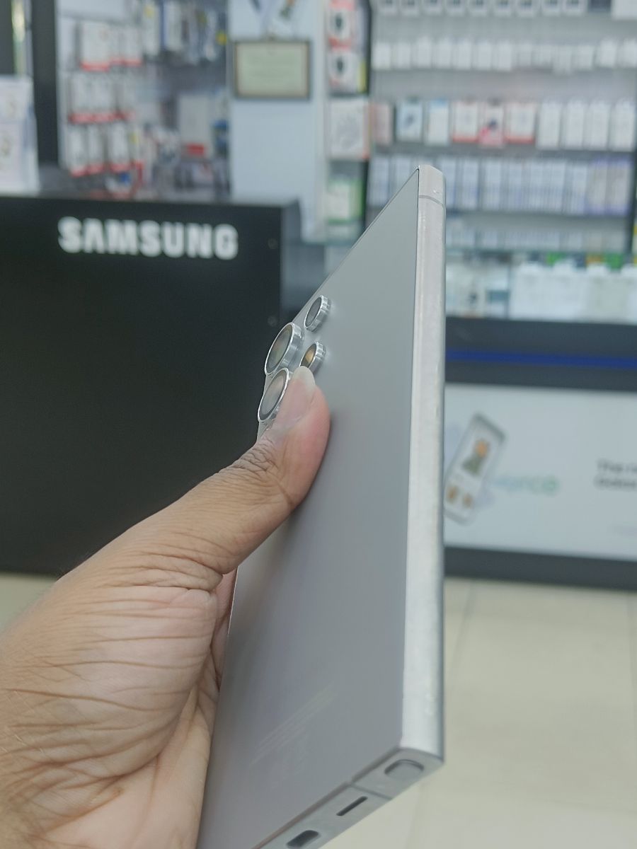 Samsung Galaxy S24 Ultra - Image 2
