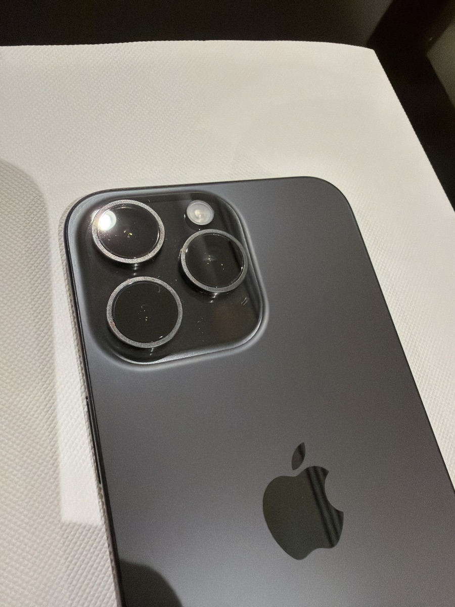 iPhone 15 Pro Max Natural Titanium 256GB - Image 1